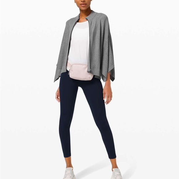 Lululemon Softer Still Wrap Heathered Asphalt Grey Oversized Poncho XS S - Picture 5 of 8